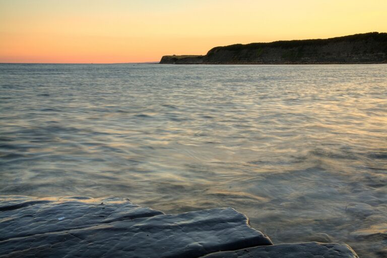 The beautiful coastal landscape at Kimmeridge bay in Dorset. This is one of the many wonders to be found on the Jurassic coast, an UNESCO world heritage site.