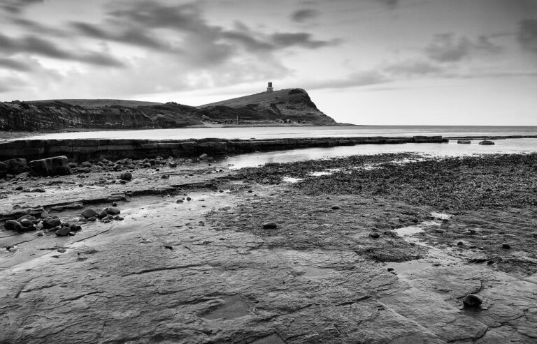 The beautiful coastal landscape at Kimmeridge bay in Dorset. This is one of the many wonders to be found on the Jurassic coast, an UNESCO world heritage site.