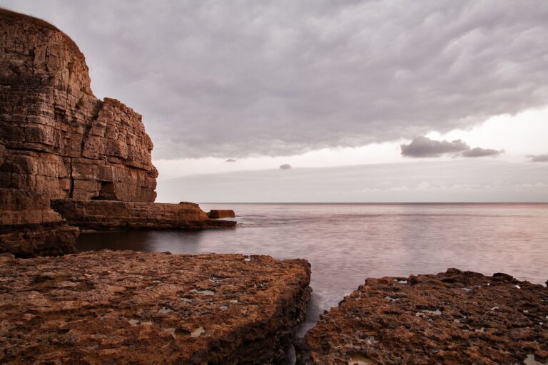 Seacombe Bay and Cliffs on the Jurassic Coast in Dorset, England. Seacombe Bay is one of the many stunning locations to visit on the Jurassic coast, a UNESCO World Heritage Site in southern England