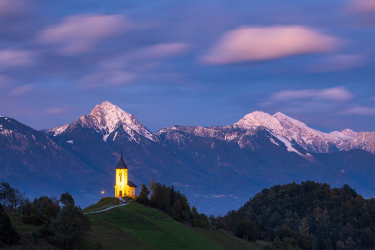 Jamnik church and Storzic at dusk